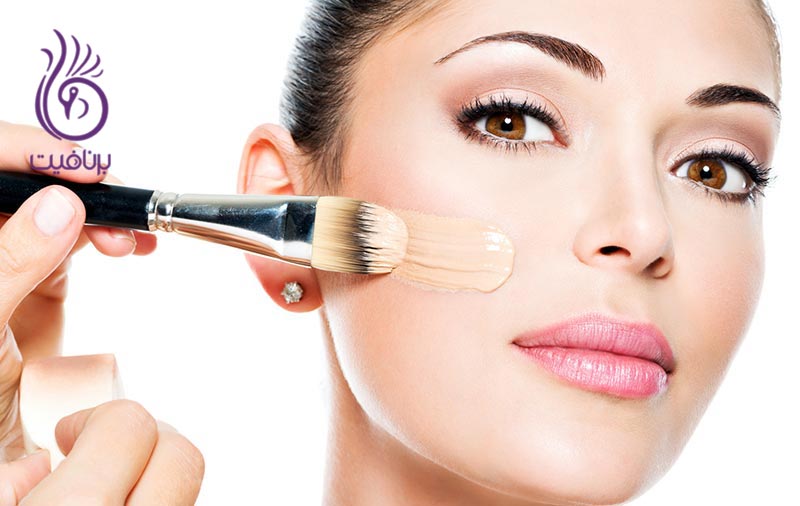 10 اشتباه رایج در آرایش پوست های خشک- برنافیت