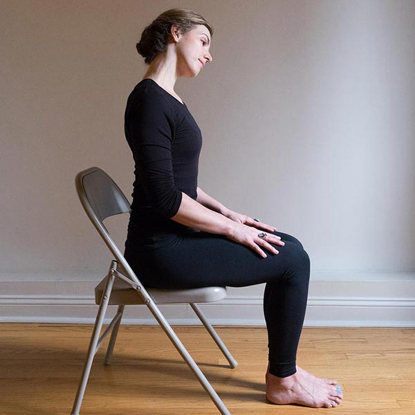 5 کشش گردن مفید در حالت نشسته