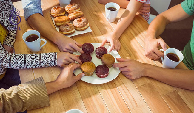 چگونه هوس خوردن شیرینی جات را کنترل کنیم؟