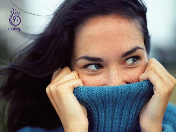 چند راهکار برای اینکه جوان تر به نظر برسید - سرما - برنافیت